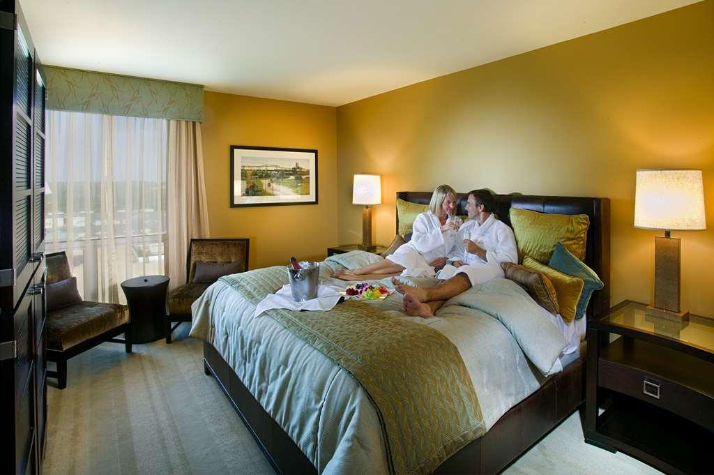 Heldrich Hotel&Conference Center New Brunswick Zimmer foto